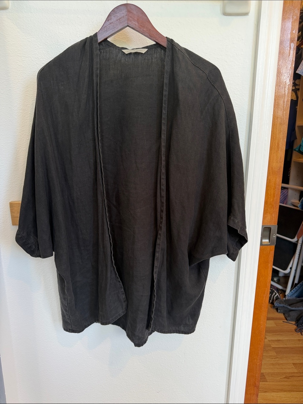 Elizabeth Suzann Linen Black Linen Open-Front Top